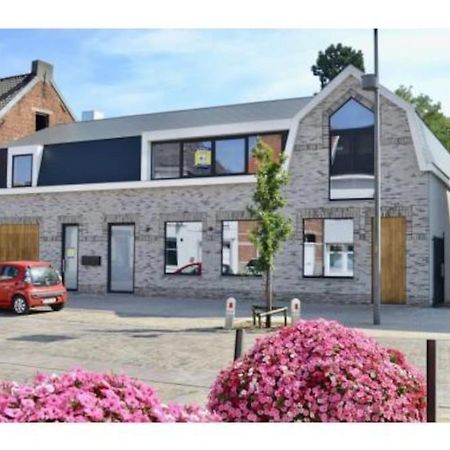Leuk Overnachten In Hartje Laarne, Dicht Bij Gent! المظهر الخارجي الصورة